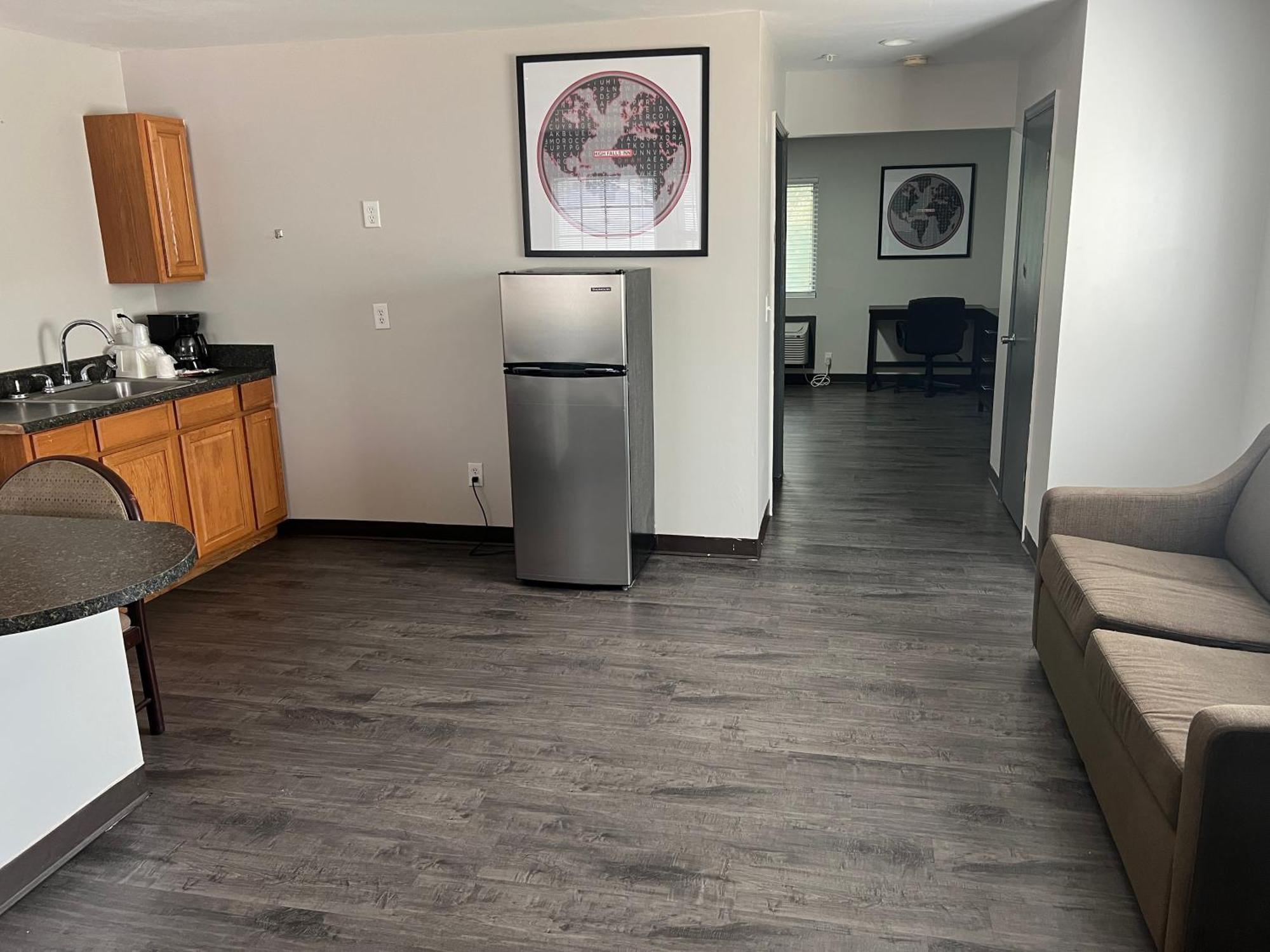 High Falls Inn & Suites Esterno foto
